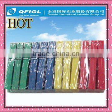 plastic clothes clip