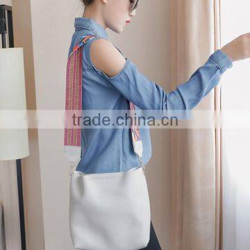 Zm34752a New Fashion Lady Plus Size off Shoulder Blouse photo-4