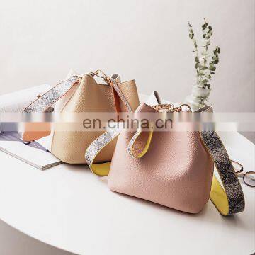 2017 Litchi Pattern Hit Color Bucket Bag Simple Casual Shoulder Bag