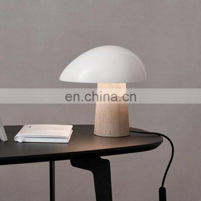 Nordic Table Lamp Resin Modern Home Decoration Table Light Living Room Mushroom Desk Lamps