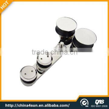 Top Quality Reasonable Price stainless steel double sliding garage parts door roller                        
                                                Quality Choice