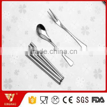 Promotional Cutlery Set in Lovely Plastic Cartoon Plastic Box for Children photo-5