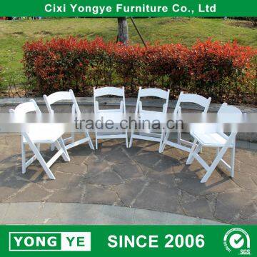 Resin Material Folding Padded White Wedding Chairs
