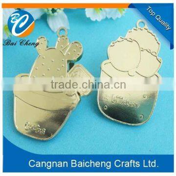 cute ice cream and cap cake shape pin badges and lapels of amazing design and image outlook for selling in Wenzhou