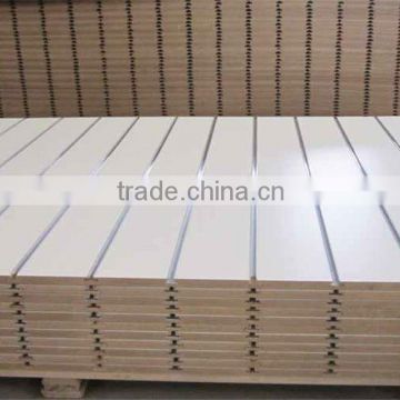 China famous brand wood slat wall counter display faceout