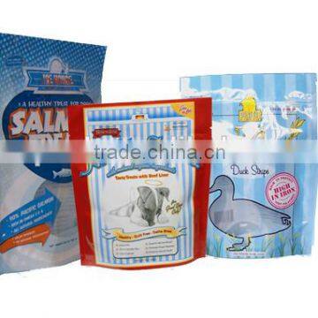 Plastic pet food bag with top resealable zipper