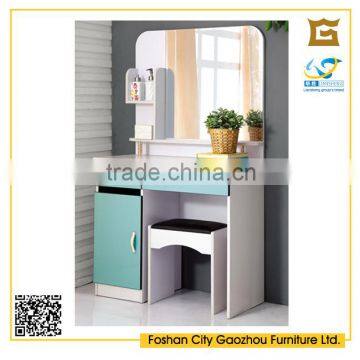 Makeup Table Set Made of MDF and Wood Elegant Design