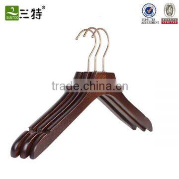 wood clothes hanger rack