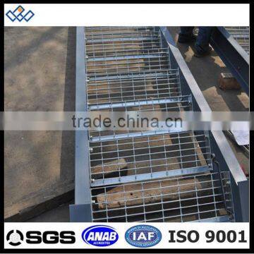 hot dip galvanized perforated metal stair treads grating