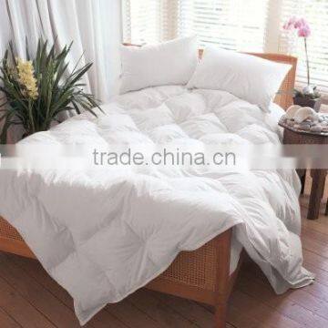 Wholesale high quality white contemporary feather and down quilts bedding sets