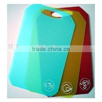 103187 CUTTING BOARD