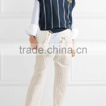 Hot Sale Navy and White Sleeveless Striped Knitted V-Neck Sweater for Women photo-4