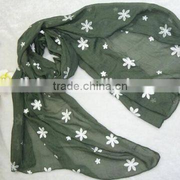Wholesale Wide Flower Embroidery Cotton Ladies Fashion Scarf