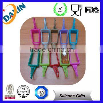 Wholesale new product Customized silicone hand sanitizer holder