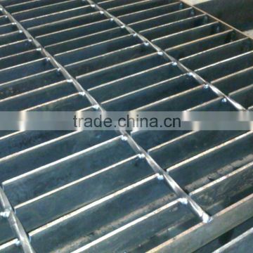 Hot dipped galvanized steel grating