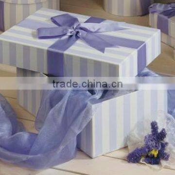 New custom appapel package box/gift cardboard package box wholesale/dress gift box