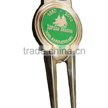 Custom Divot Tool With Golf Ball Marker