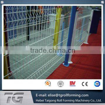 Exported High Quality and Good Serve Decorative and Protection Wire Mesh Fence With Peach Type Column photo-2