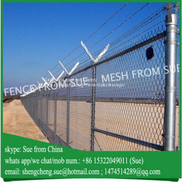 Strong chain link fences with barbed wire anti climb