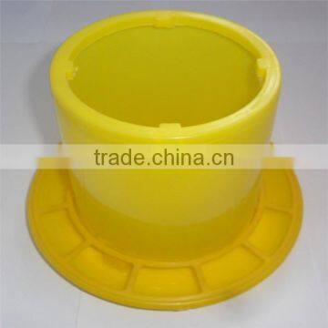 Duck feeders for poultry