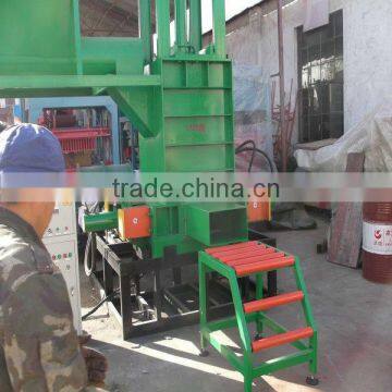 Automatic hydraulic baler machine