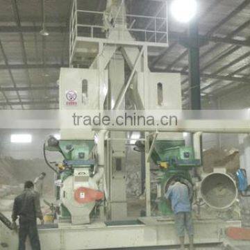 Low energy consumption ring die wood pellet machine/biomass pellet making machine for sale