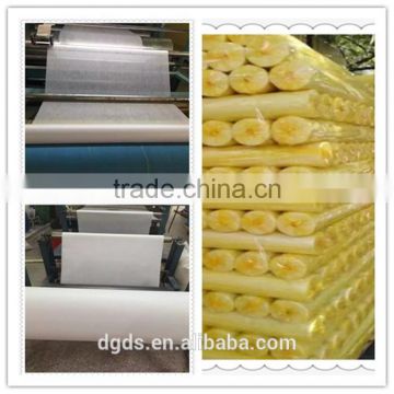 China manufacturer Nonwoven polyester nonwoven adhesive paper Gum stay interlining rolls 1025H for garment