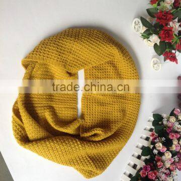 Factory Directly Sell Winter Knitted and Warm Fashion Scarf photo-3