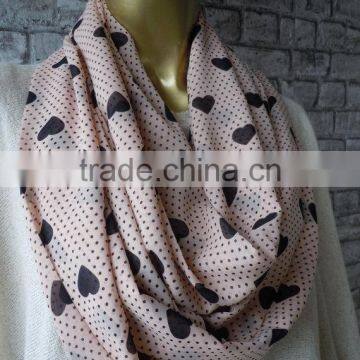 Valentine's Day Gift/ Infinity Circle Scarf, Women Heart Scarf, Infinity Cowl Scarf, Infinity Pink Heart Scarf, Women Fashion, g photo-6