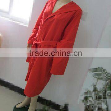 red color cheap hooded lady's microfiber bathrobe