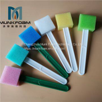 Medical instrument cleaning brush