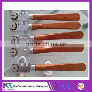 Six-wheel glass cutter with wooden hand for 6mm-12mm glass thickness (V032)