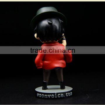 Small Resin Figurines Little Boy Garden Statues For Decoration