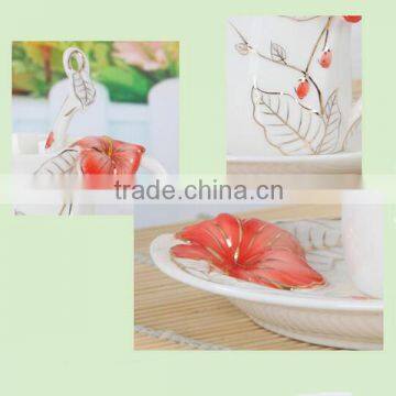 Wholesale Porcelain Hibiscus Gold Traced Tea Cups and Saucers Sets photo-5
