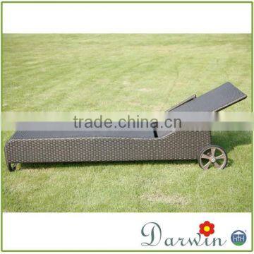 Hot Sale Plastic Rattan Material Dimensions Sun Lounger photo-2