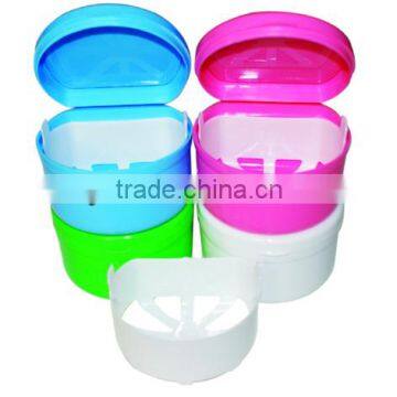 denture/retainer/teeth box with mesh