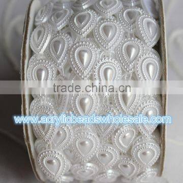 13*18mm Ivory color Spot Heart Flatback Plastic Pearl Chain Trim