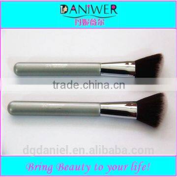 Natural color synthetic hair wood handle Makeup contour brush