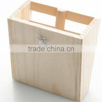 Carnopet Rabbit Wooden Stable Grass Feeder photo-3