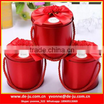 Chinese Red Cylinder Candy Bucket