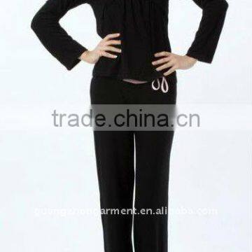 Fashionable Ladies Yoga Wear 2012