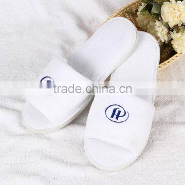 Customized Logo Close Toe Coral Velvet Hotel Slipper