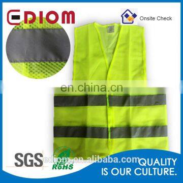 High Visibility Breathable Reflective Mesh China Safety Vest photo-5