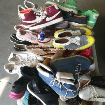 Used clothes bale  price used clothing  wholesale factory used shoes  friperie bundle fardos de ropa in low price load container
