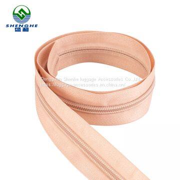 Upscale Travel Suitcase Accessories and Bag Parts Gold Teeth 5 10 Plain Long-shaped Zipper