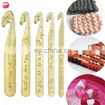 Newest Ergonomic Handle Colorful Plastic Wool Knitting Loom Crochet Hook photo-4