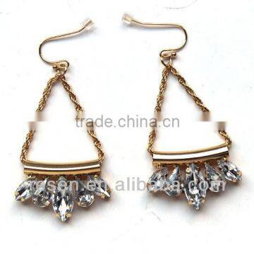 Clear Crystal Rhinestone Charm on Hoop Chain Jewelry Triangle Shape Fish Hook Fashion Earring