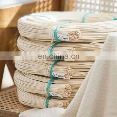 High Quality 100% Natural Good Quality Rattan Core Spline 2mm, 4mm, 8 Mm, 7 Feet Length Best Price Vietnam Supplier photo-2