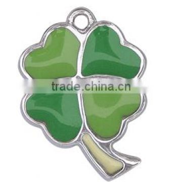 Four Leaf Clover pendant Hot sale promational four leaf clover pendant Fashion green four leaf clover pendant