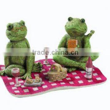 Grasslands Road Concert in The Park Frog Figurine 9-Inch (Discontinued by Manufacturer)